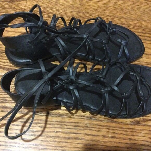 VINCE Sandals   - Picture 5 of 8